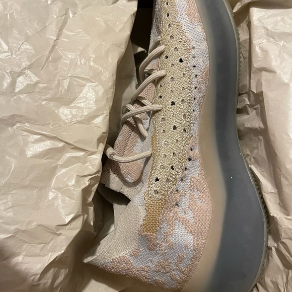 Yeezy 380 pepper size 13 new